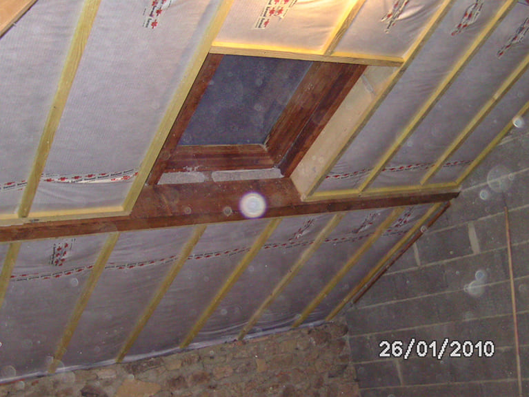 La pose d'une isolation sous toiture dans le 44 par Conseil Structure Rénovation